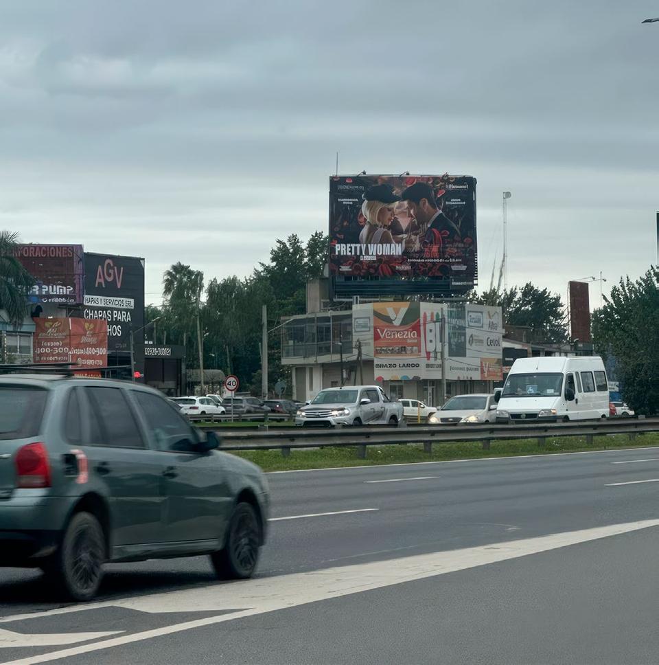 Gran Formato en Pilar - Panamericana km 42,500 (Ramal Pilar)