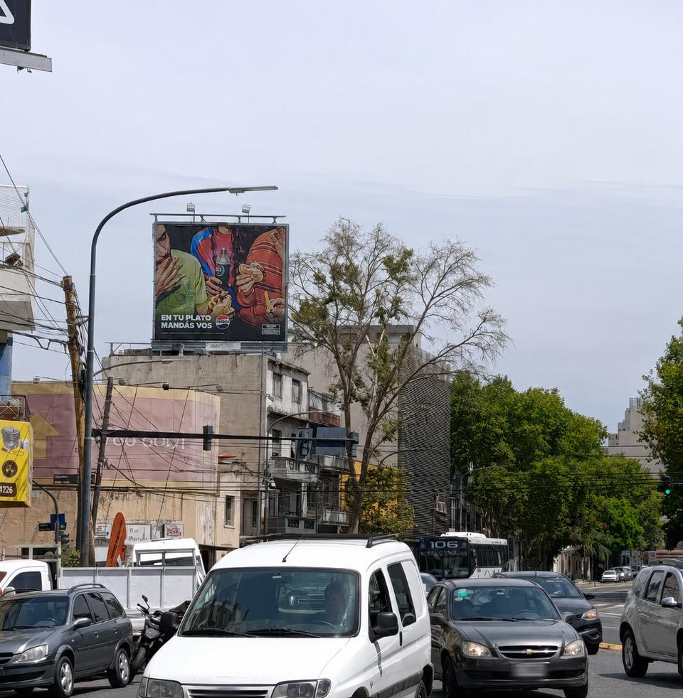 Gran Formato en Flores - Av. Juan B. Justo y Av. Nazca