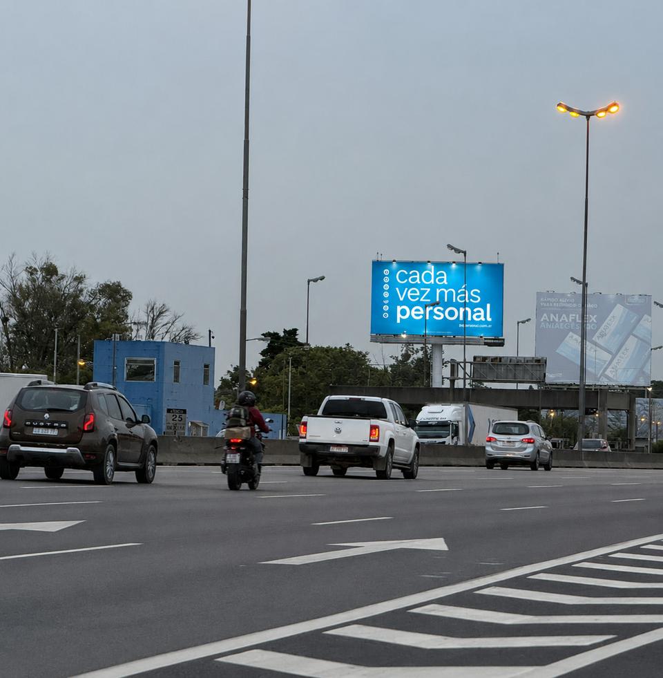 Gran Formato en Tigre - Panamericana y Ruta 202